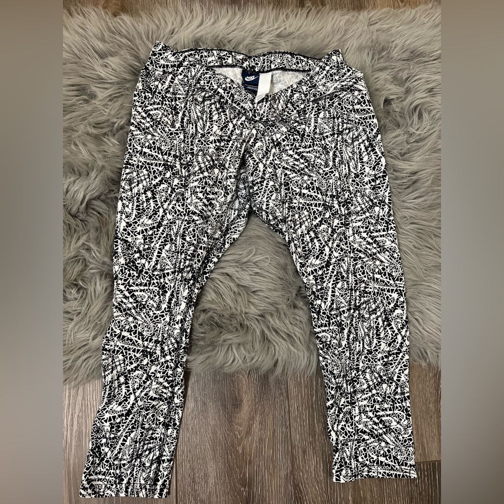 Nike Capri Leggings